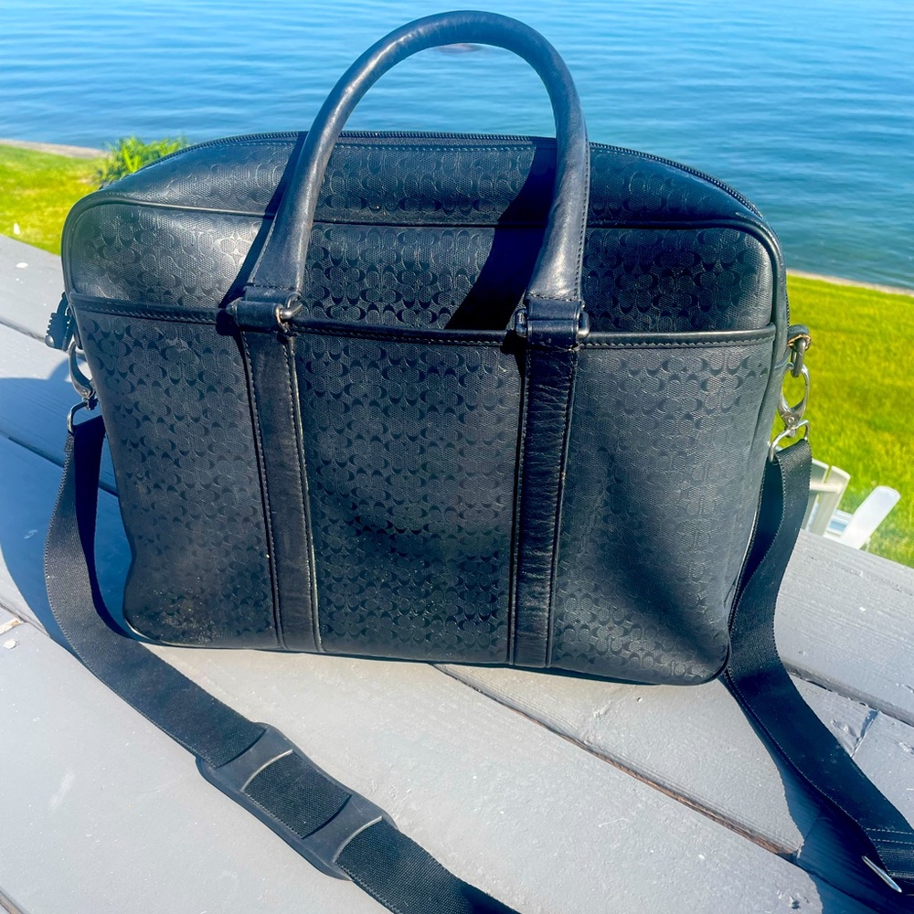 Genuine Coach briefcase, crossbody with leather handle, 10 compartments